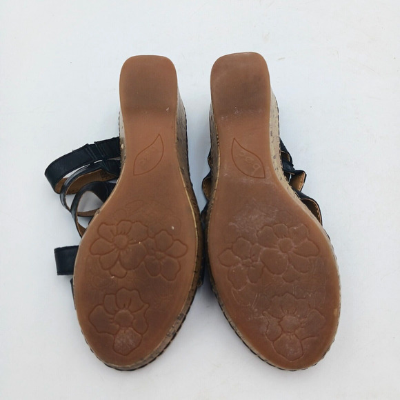 boc Born Concept women's black leather sandals wedge heel Size 7 heel 2 3/4" - Picture 6 of 6